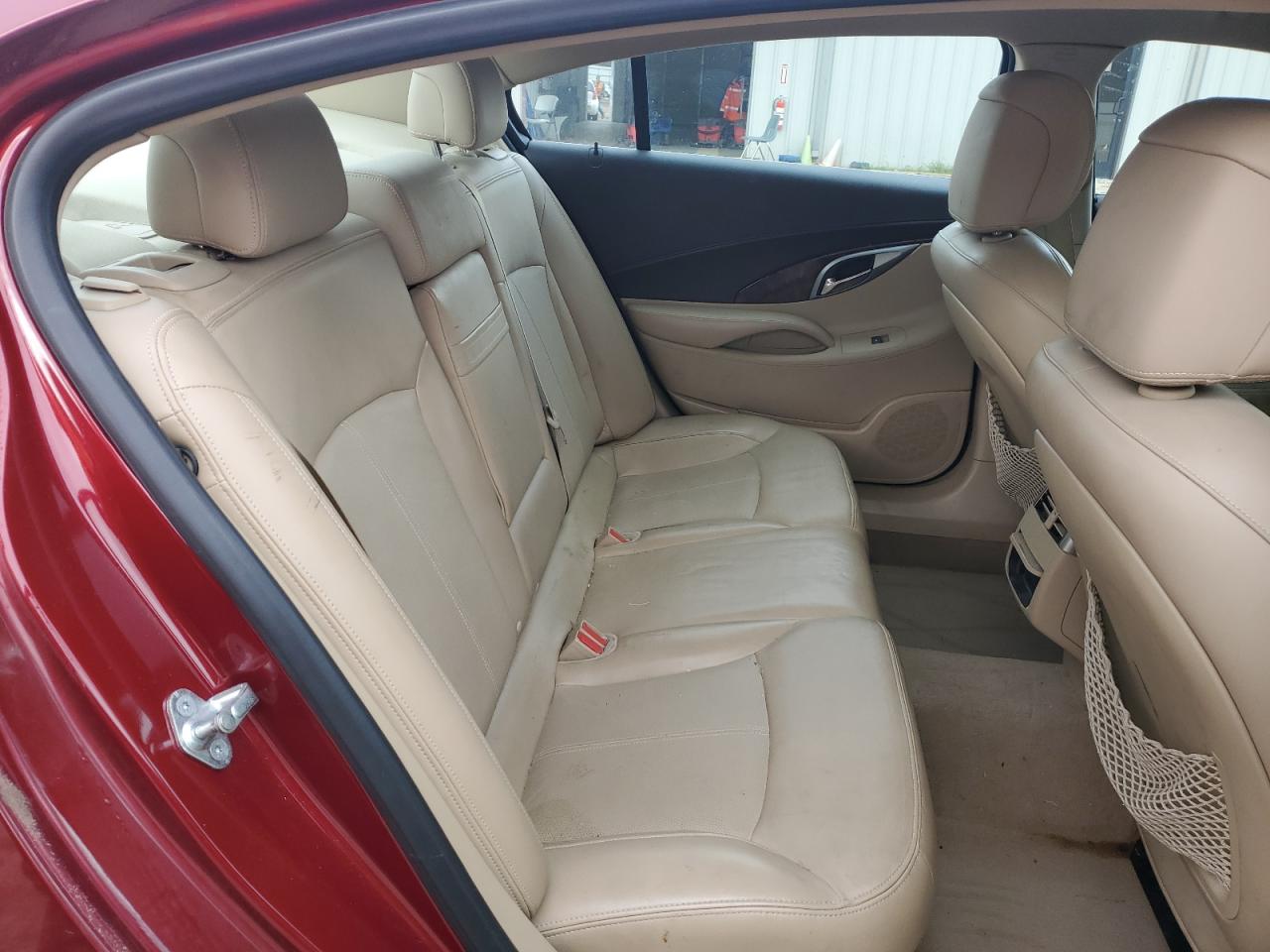 2010 Buick LaCrosse - Image 11