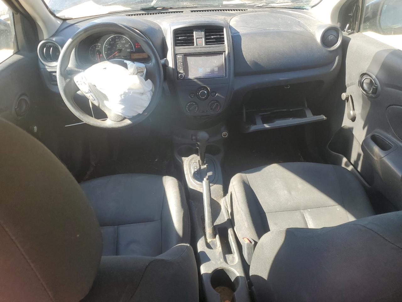 2018 Nissan Versa - Image 8