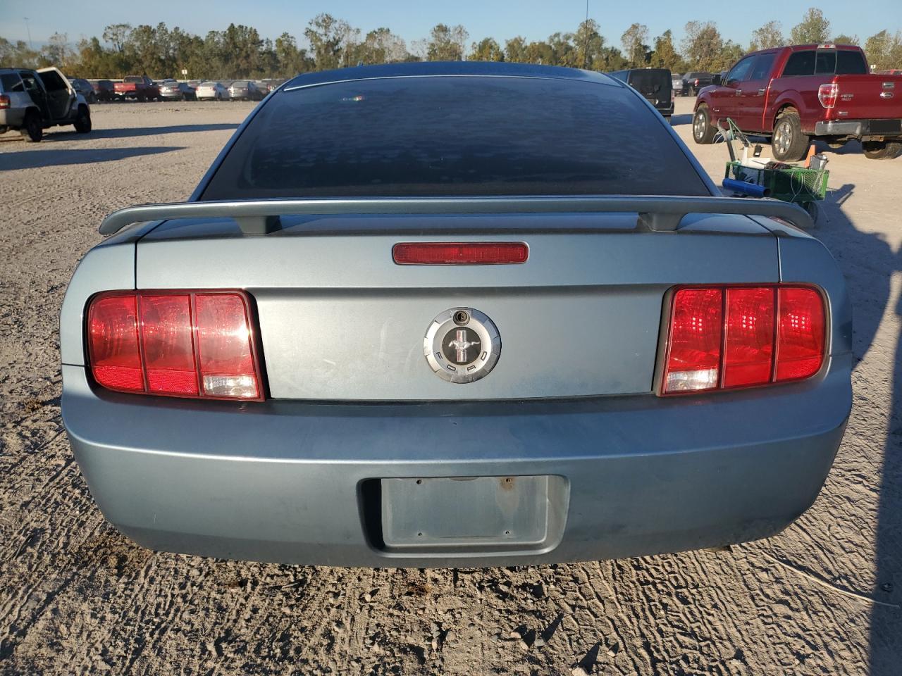 2006 Ford Mustang - Image 6
