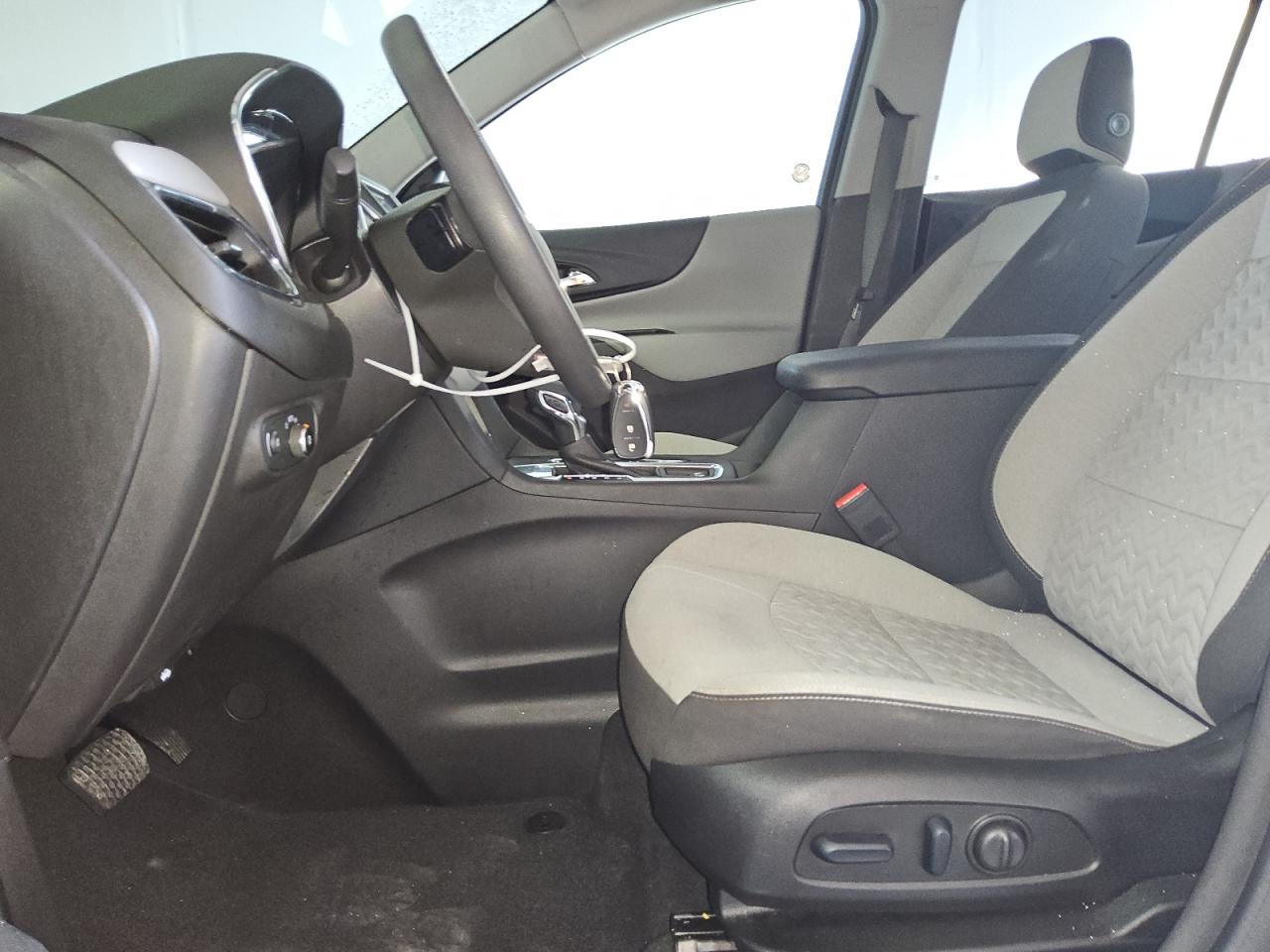 2023 Chevrolet Equinox - Image 7