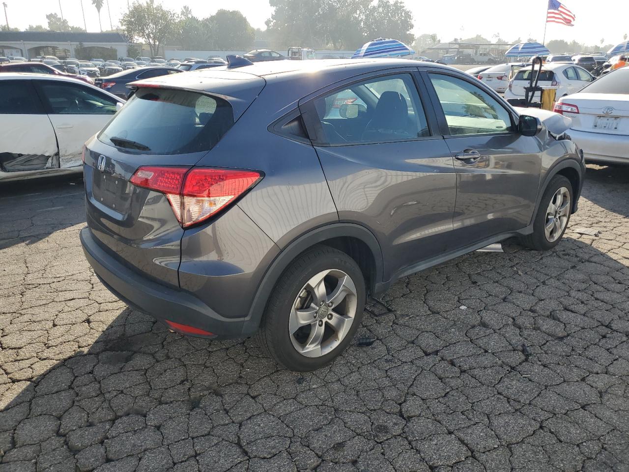 VIN 3CZRU5H3XJM721037 2018 HONDA HR-V no.3