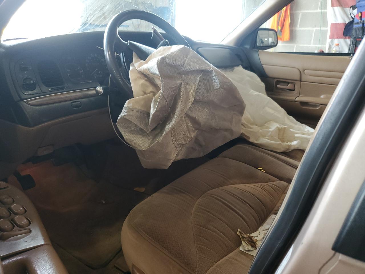 1996 Ford Crown Victoria Lx VIN: 2FALP746XTX103423 Lot: 84043194