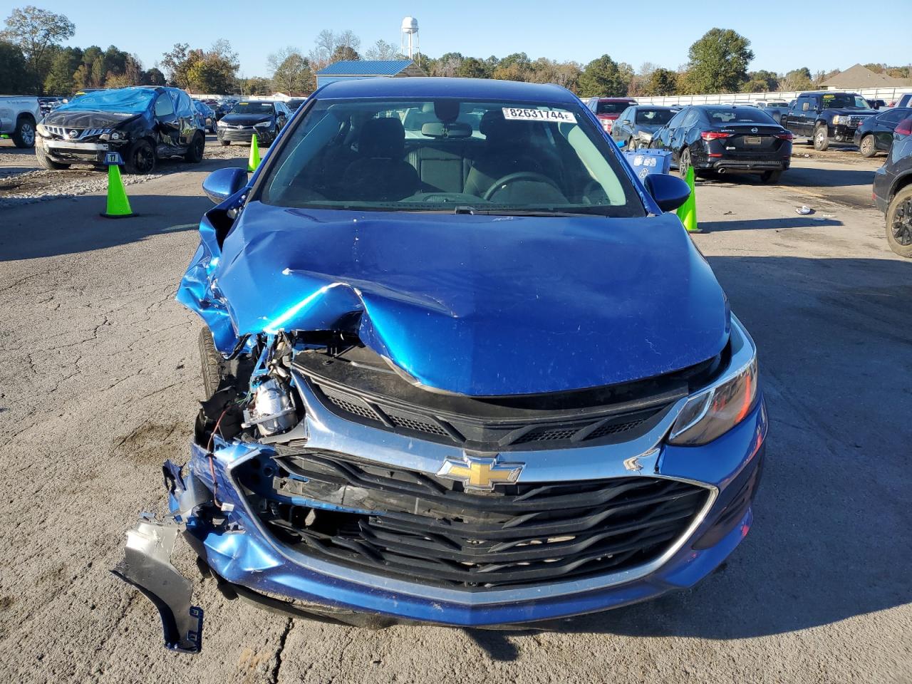 VIN 3G1BE6SM4KS581360 2019 CHEVROLET CRUZE no.5