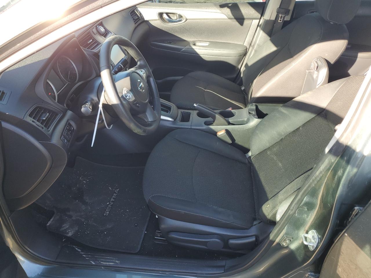 2019 Nissan Sentra - Image 7