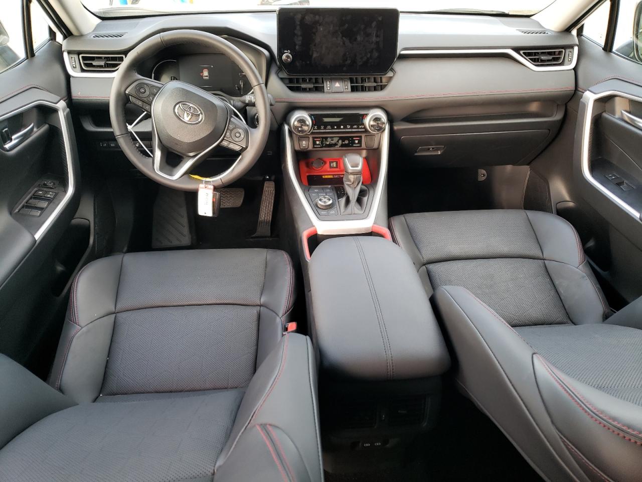 2024 Toyota RAV 4 - Image 8