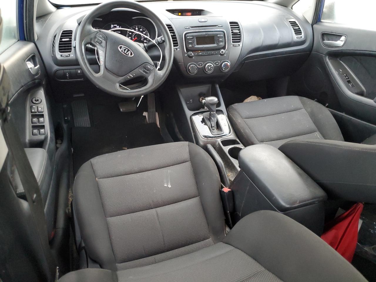 2017 Kia Forte - Image 8
