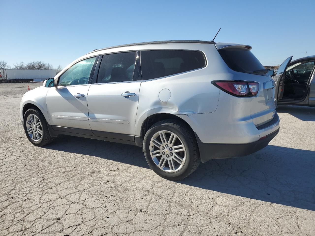 2015 Chevrolet Traverse - Image 2