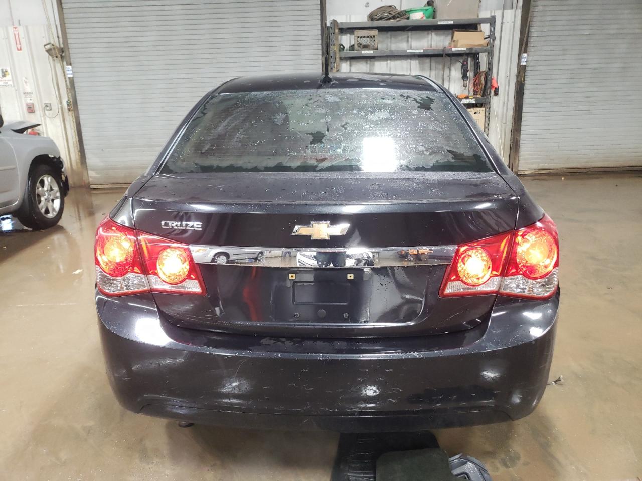 2013 Chevrolet Cruze - Image 6