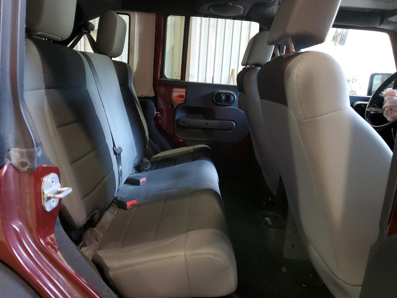 2007 Jeep Wrangler - Image 12