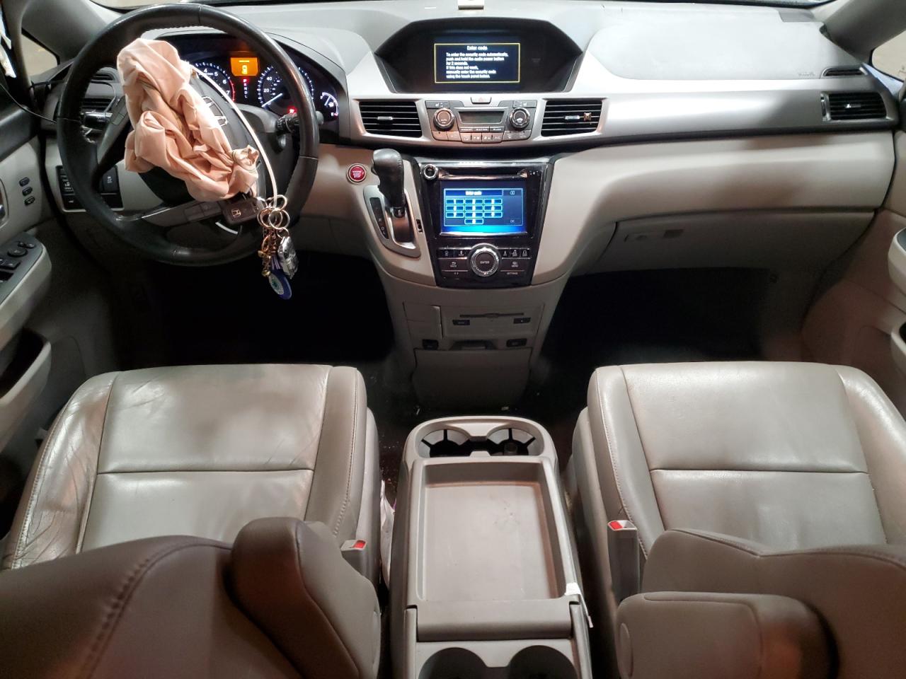 2016 Honda Odyssey - Image 8