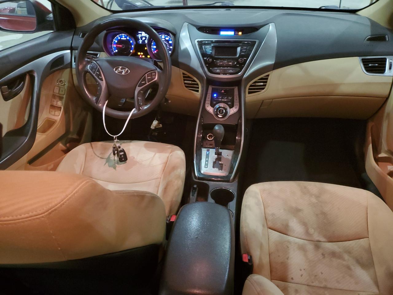 2013 Hyundai Elantra - Image 8