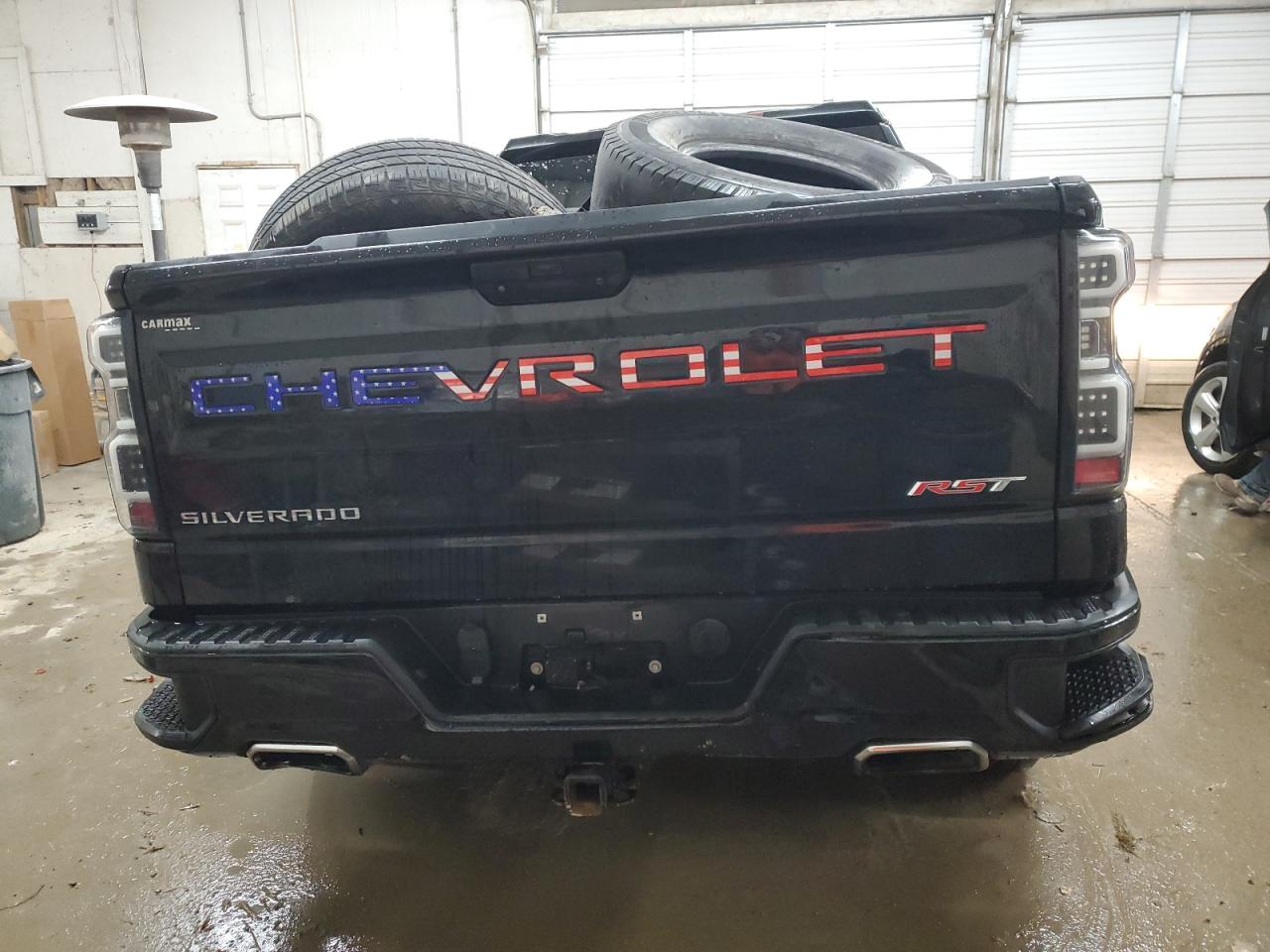 2019 Chevrolet Silverado - Image 6