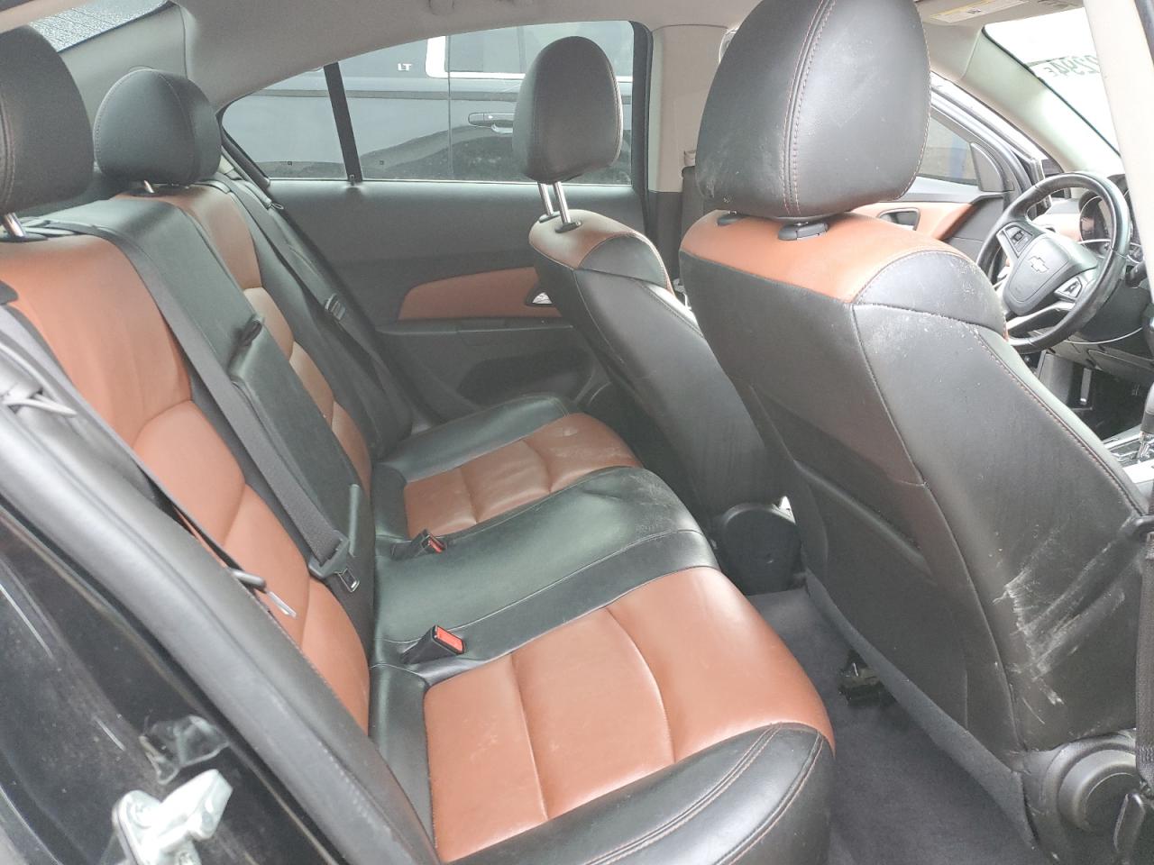 2012 Chevrolet Cruze - Image 10