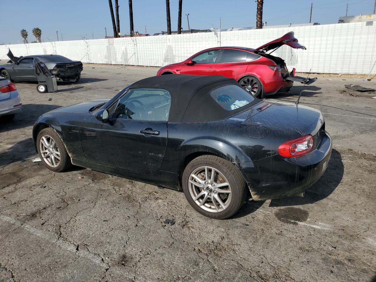 VIN JM1NC2JFXF0238989 2015 MAZDA MX5 no.2