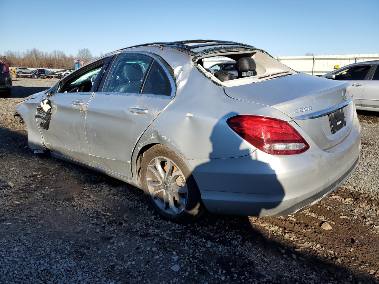 VIN 55SWF4KB1JU259077 2018 MERCEDES-BENZ C-CLASS no.2