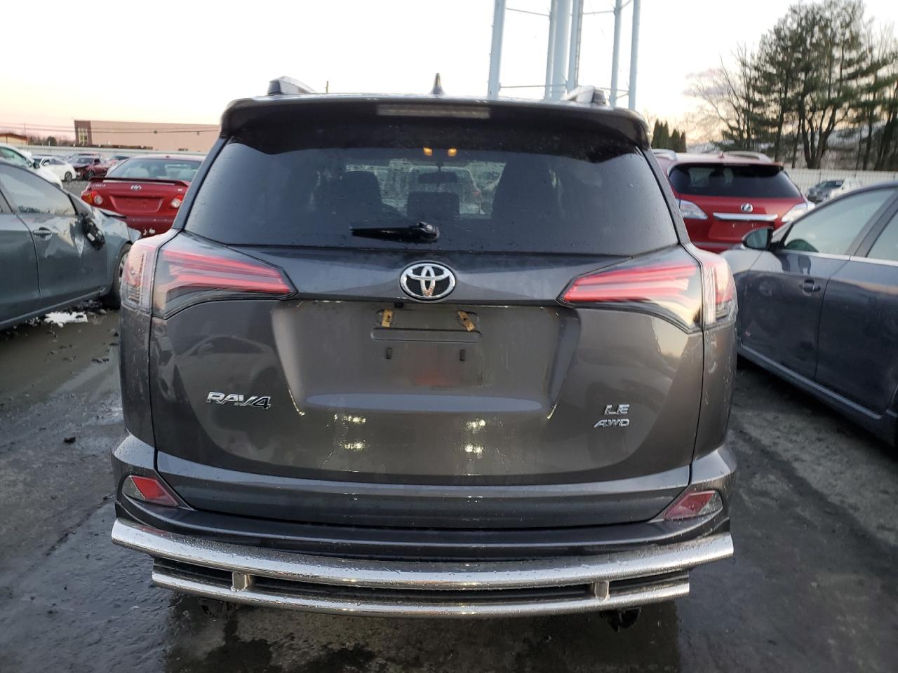 VIN 2T3BFREV7GW526518 2016 TOYOTA RAV4 no.6