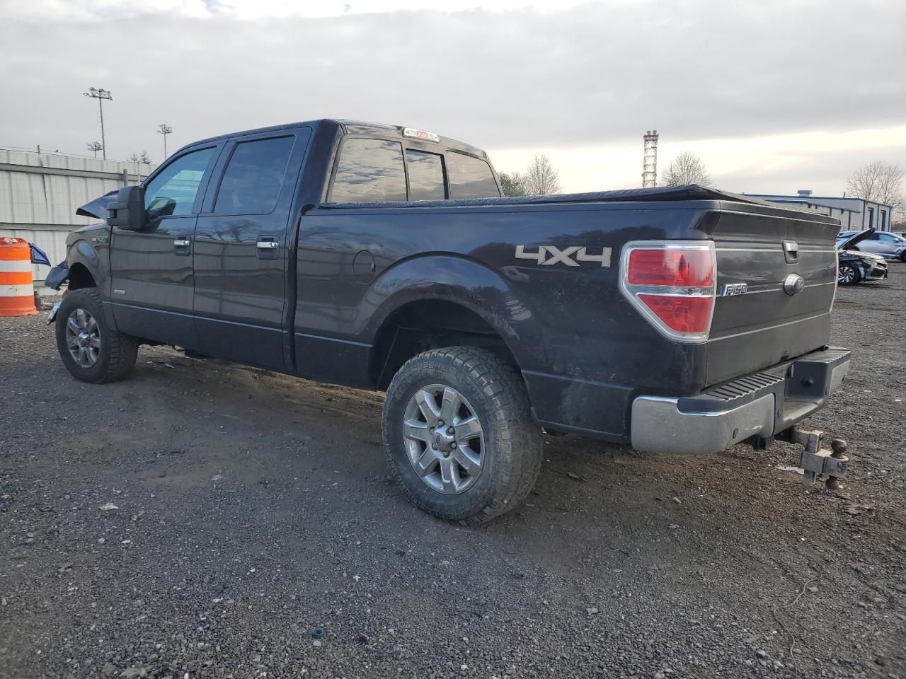 2014 Ford F-150 - Image 2