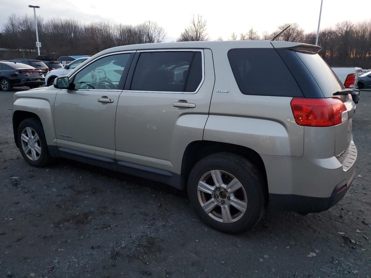 2014 GMC Terrain - Image 2