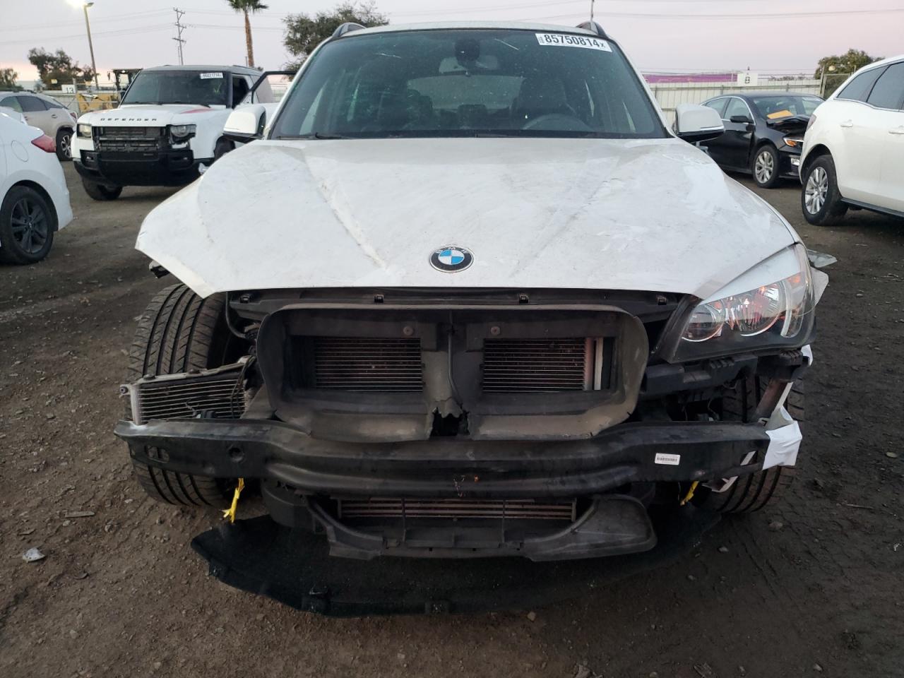 VIN WBAVM1C58FV314690 2015 BMW X1 no.5