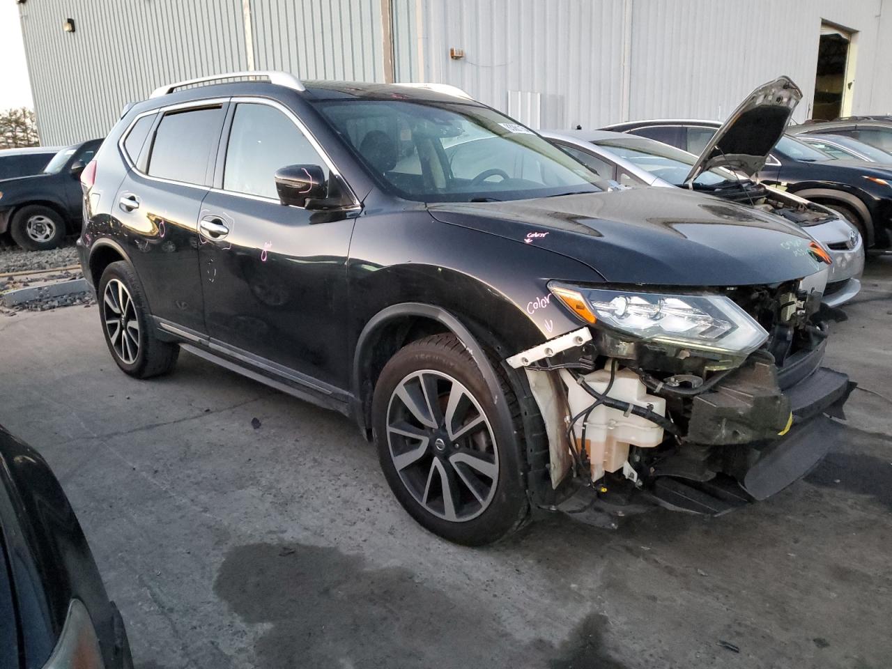 VIN 5N1AT2MV8KC803178 2019 NISSAN ROGUE no.4