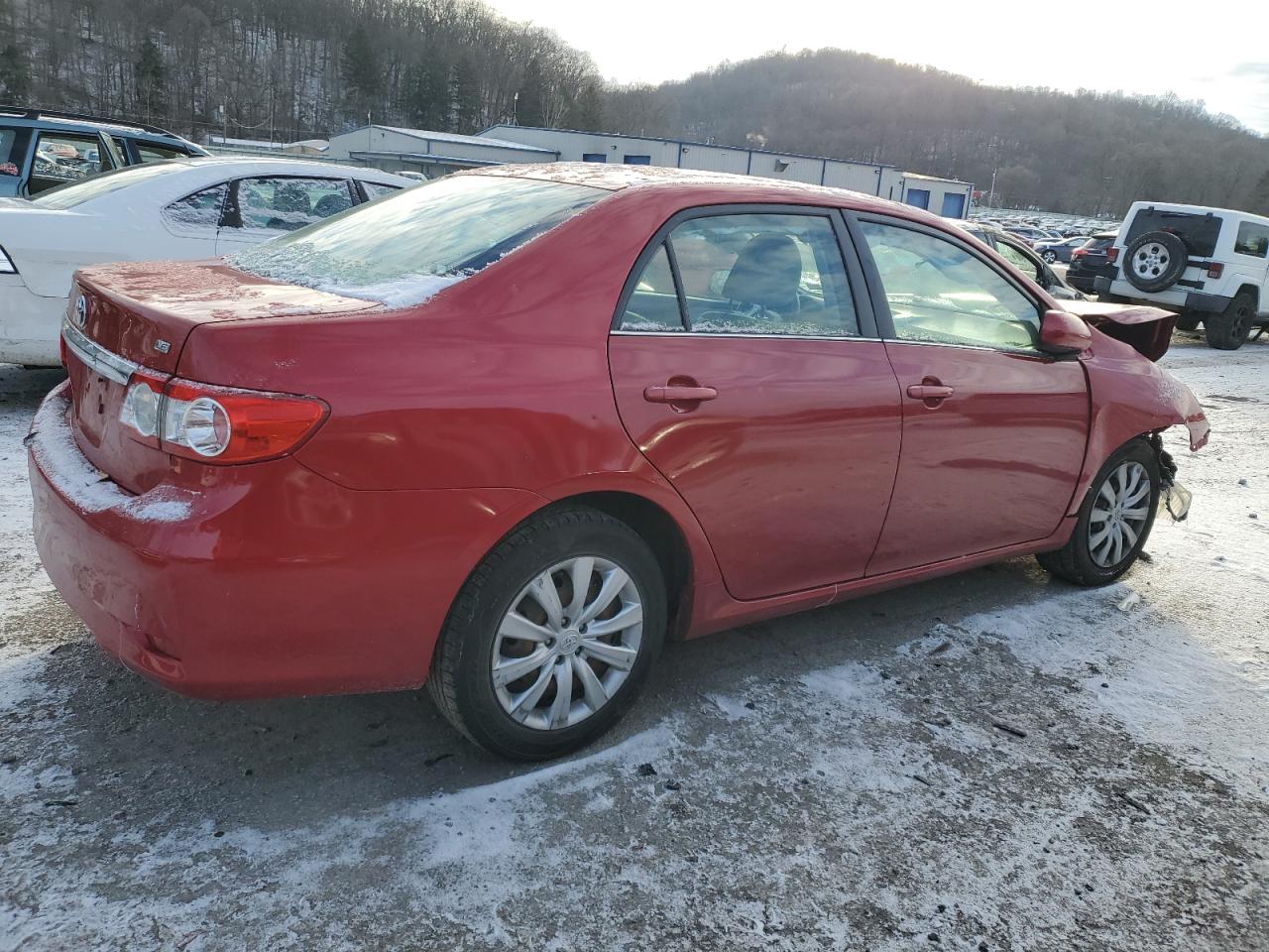 VIN 2T1BU4EE1DC975613 2013 TOYOTA COROLLA no.3