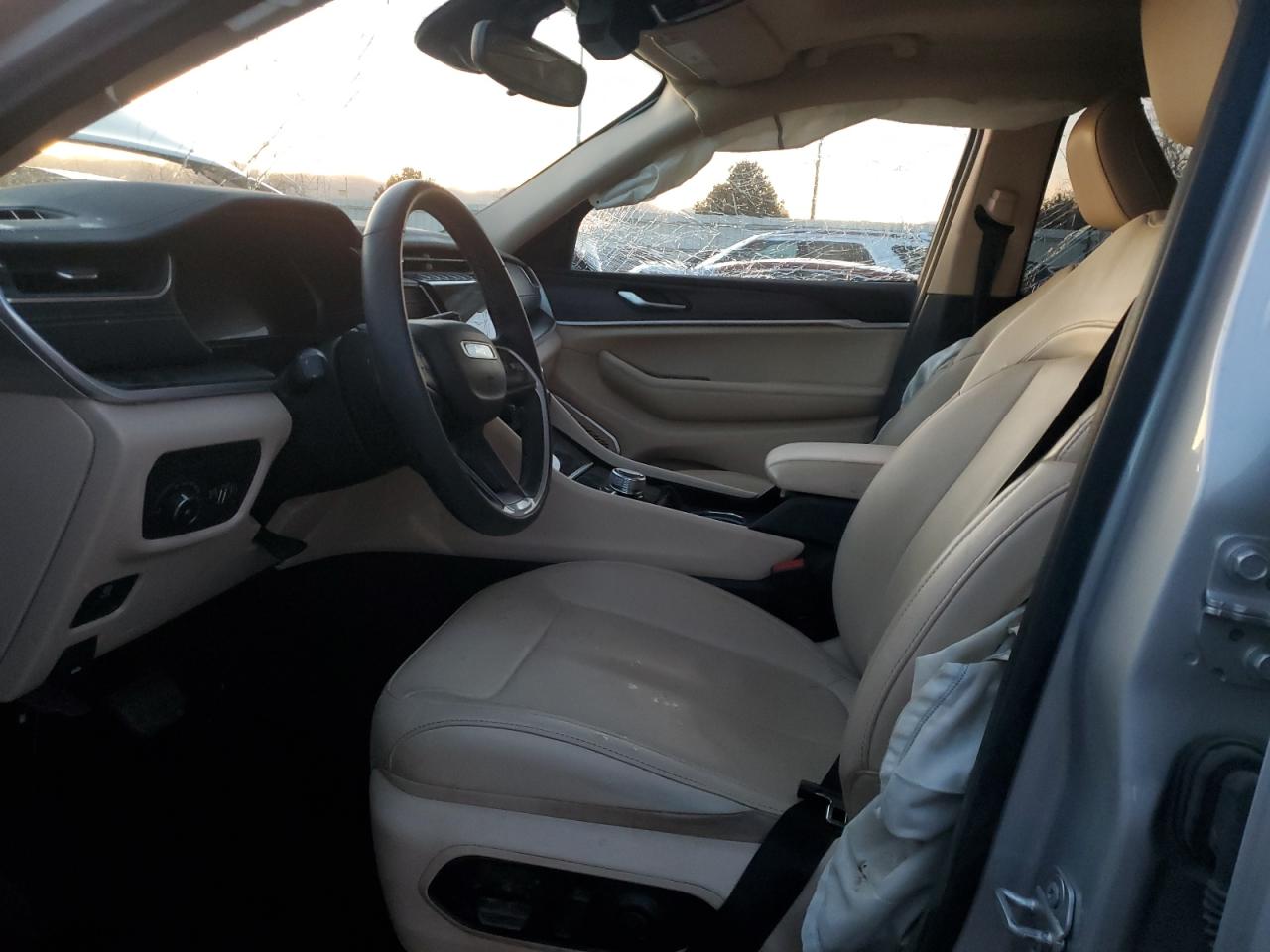 2021 Jeep Grand Cherokee - Image 7