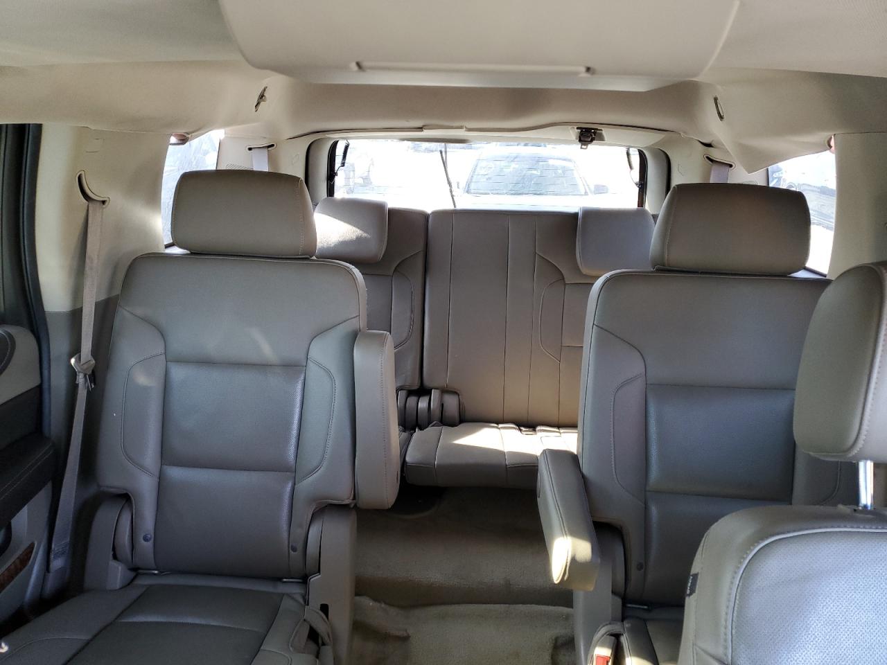 2016 Chevrolet Tahoe - Image 10