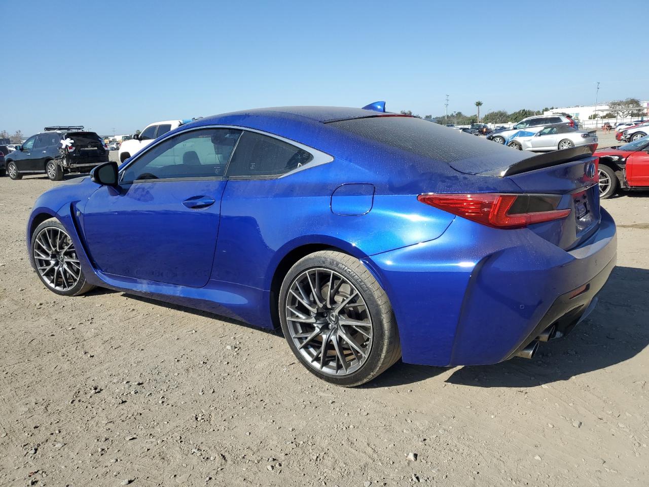 2015 Lexus RC - Image 2
