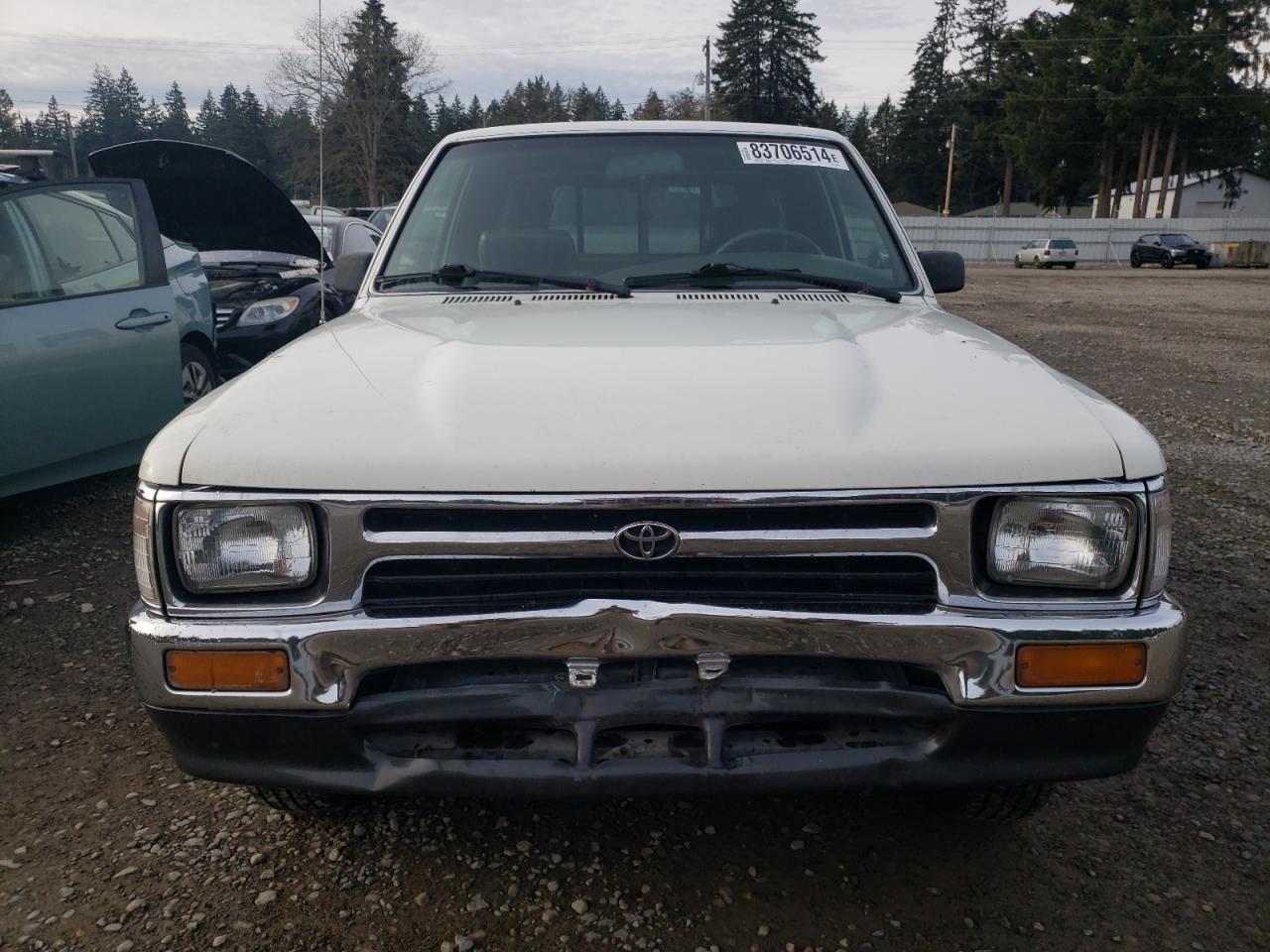 1994 Toyota Pickup - Image 5