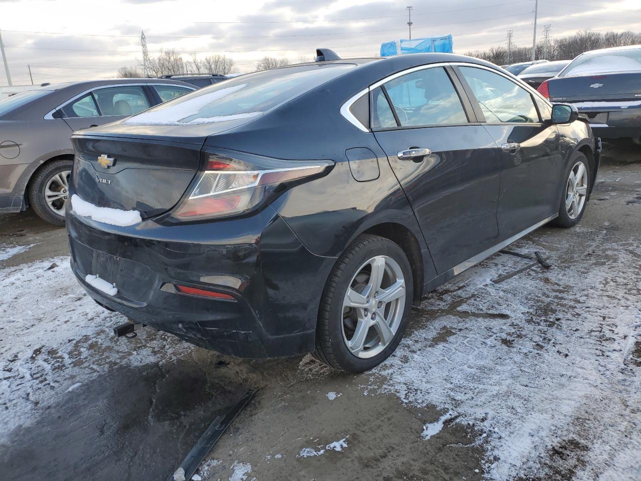 2017 Chevrolet Volt - Image 3
