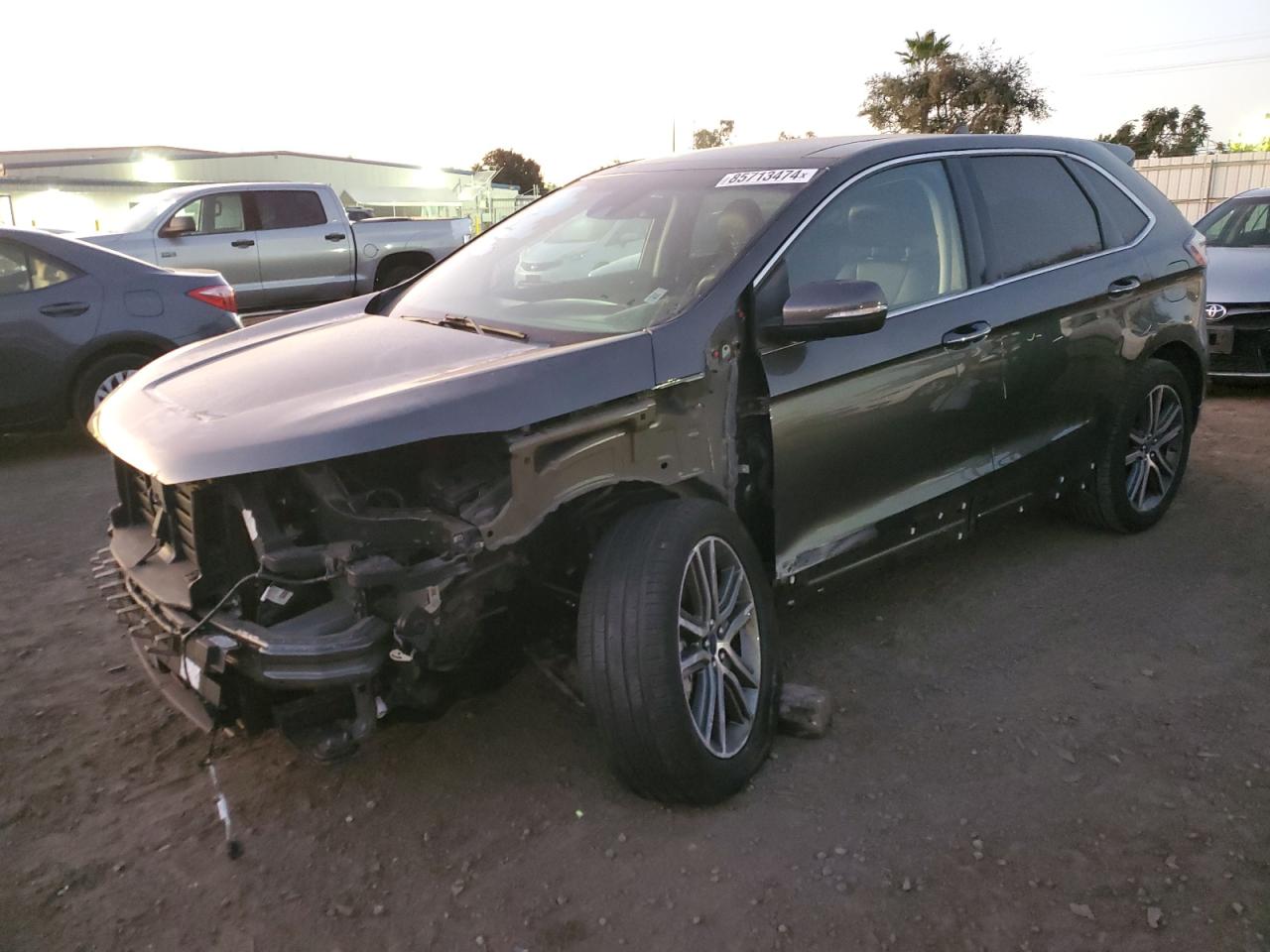 2019 Ford Edge - Image 1