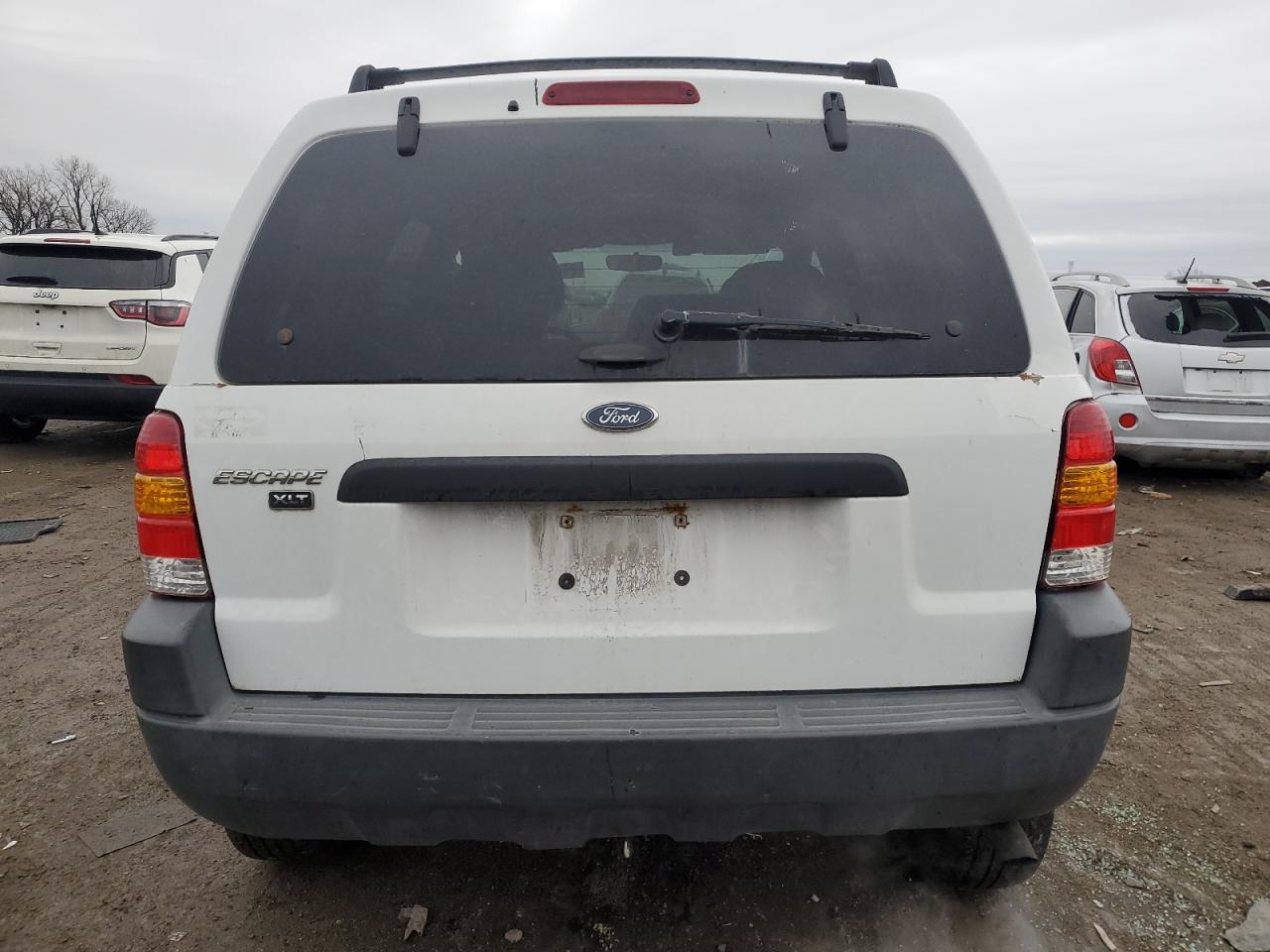 2003 Ford Escape - Image 6
