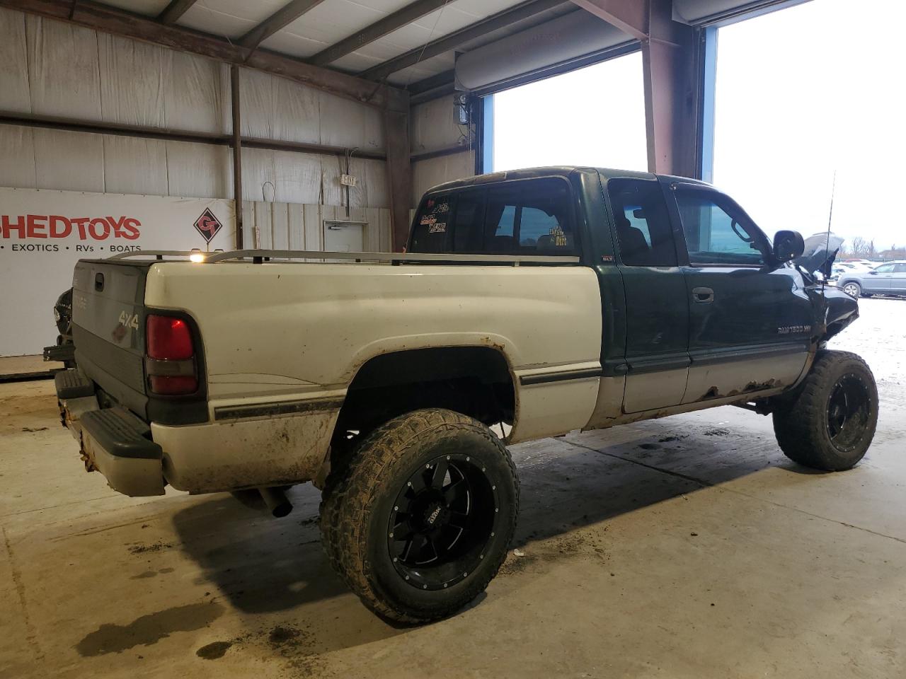 1998 Dodge RAM - Image 3