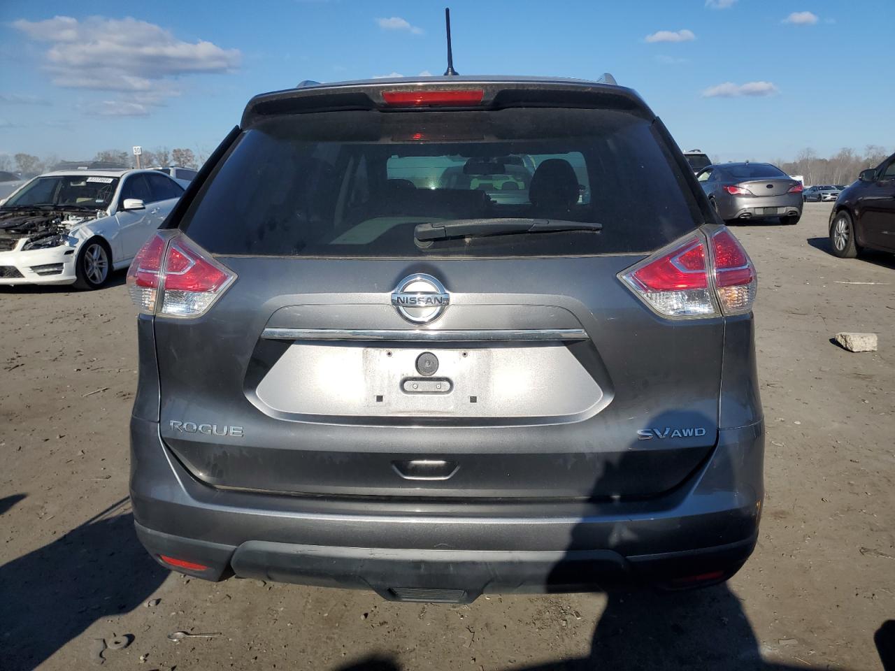 2015 Nissan Rogue - Image 6