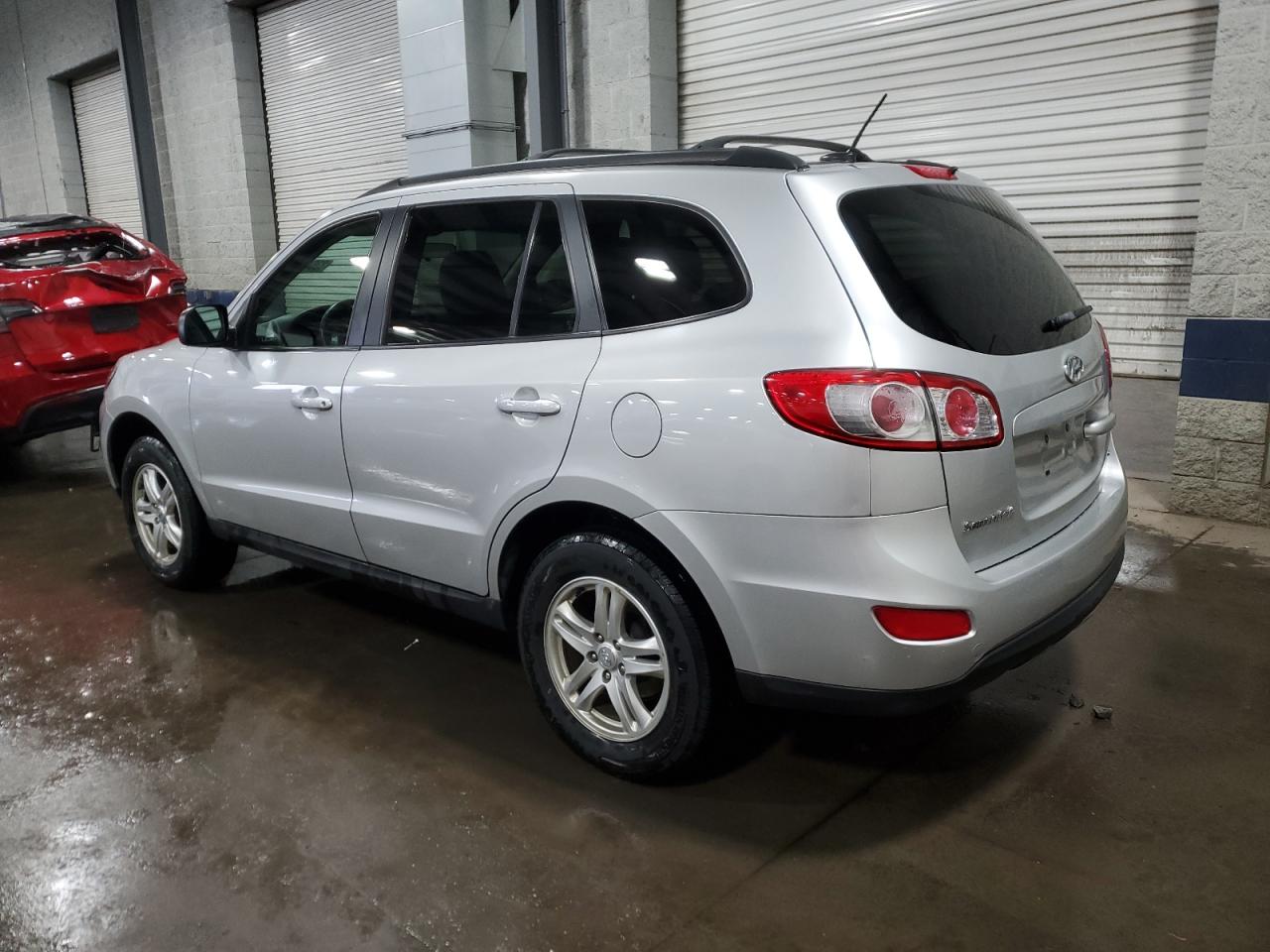 2012 Hyundai Santa Fe - Image 2