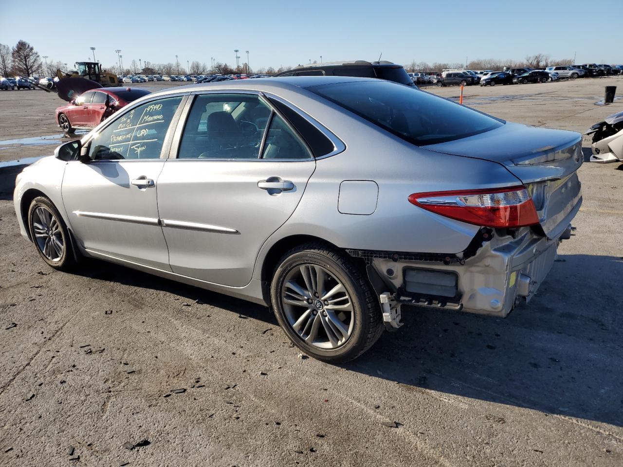 VIN 4T1BF1FK3GU999623 2016 TOYOTA CAMRY no.2