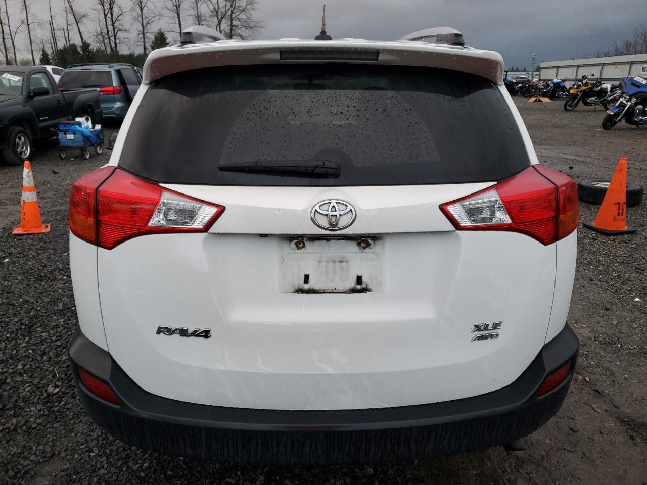 VIN JTMRFREV0ED090085 2014 TOYOTA RAV4 no.6