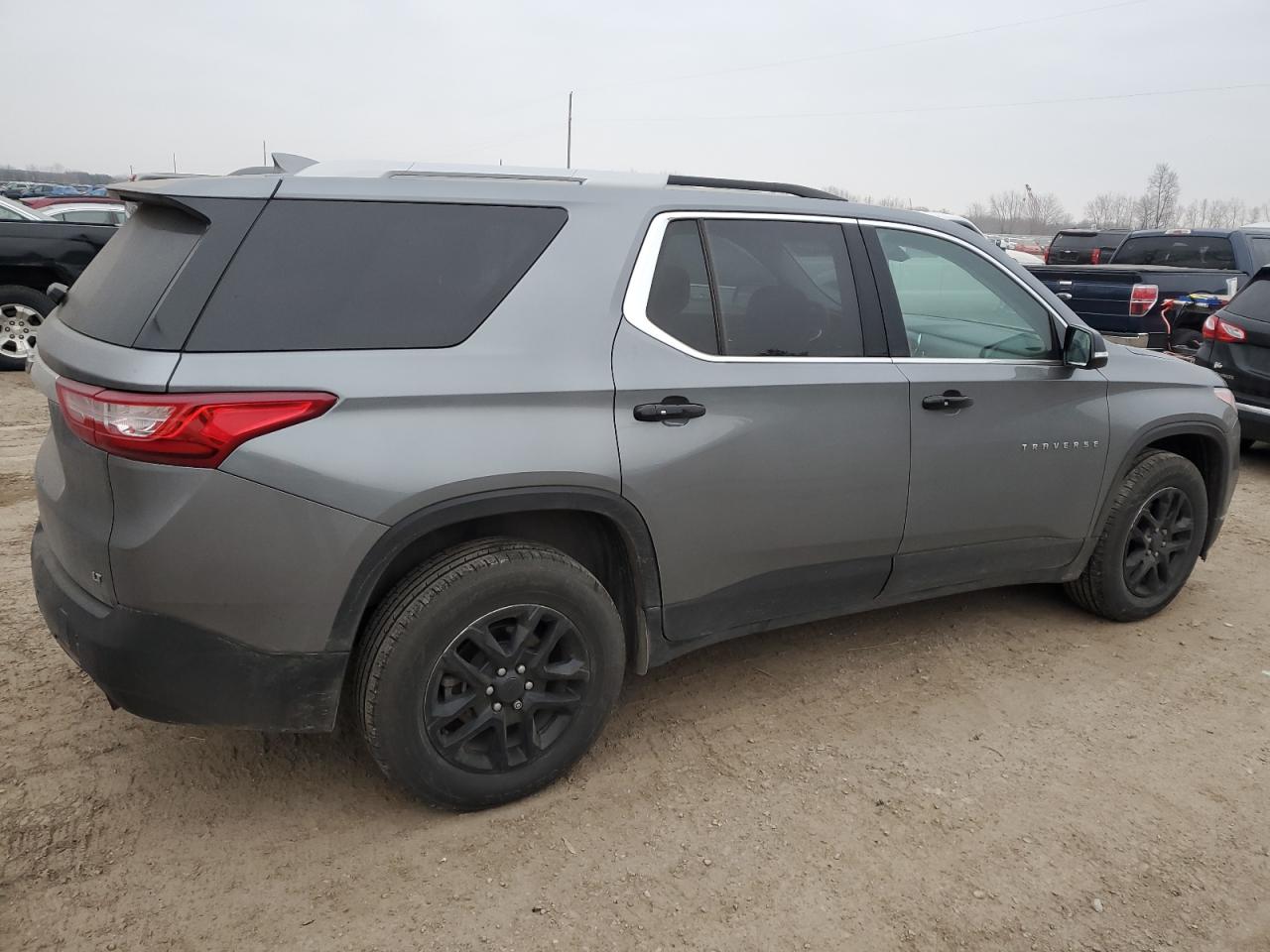 2018 Chevrolet Traverse - Image 3