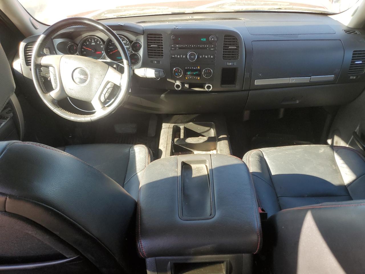 2011 GMC Sierra - Image 8