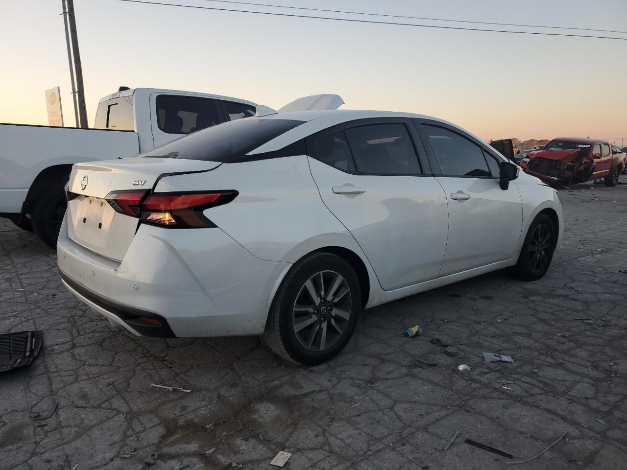 2021 Nissan Versa - Image 3