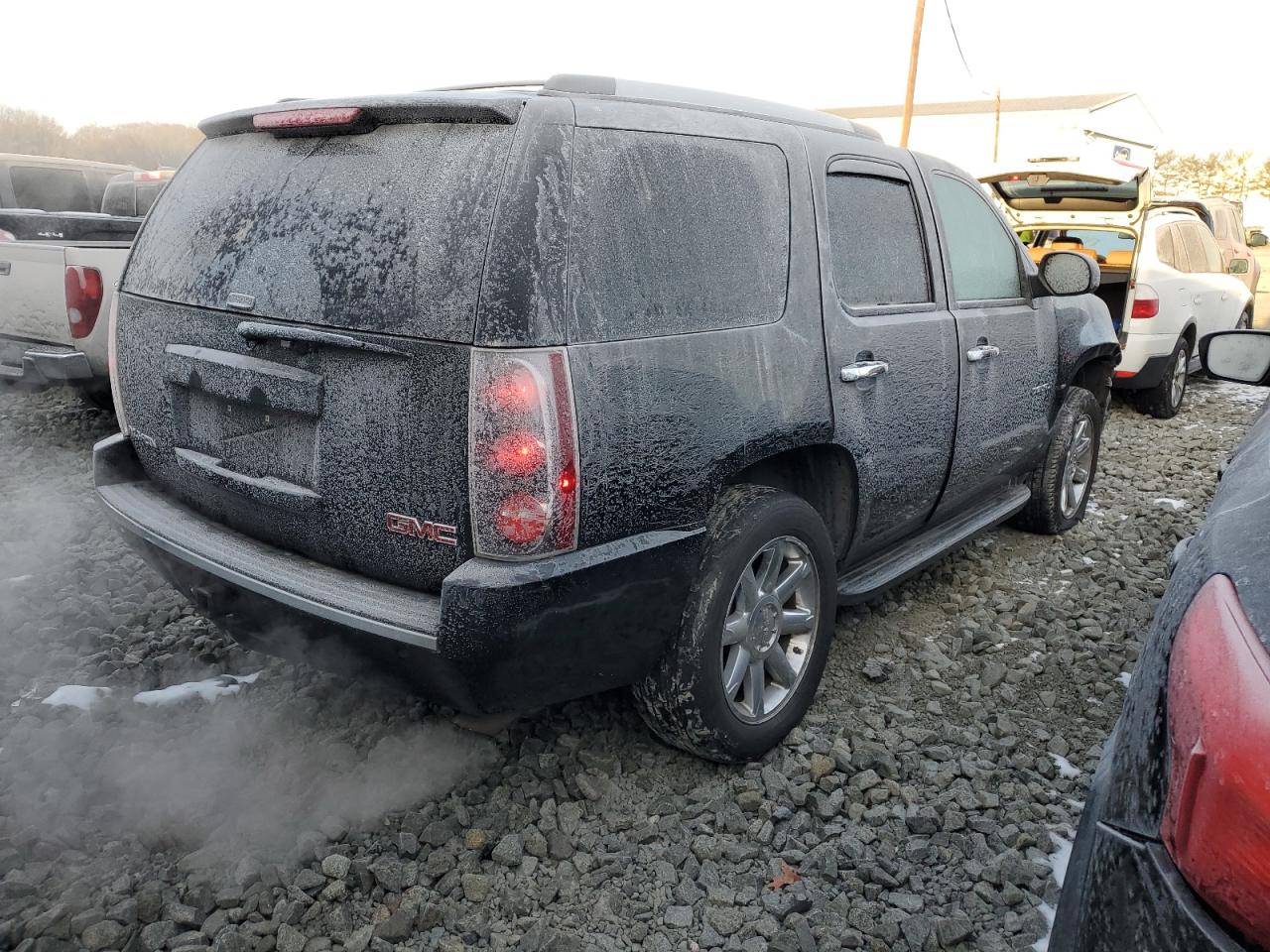 2007 GMC Yukon - Image 3