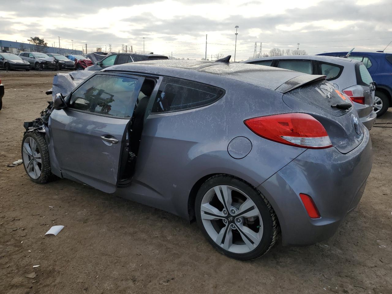 VIN KMHTC6AD5GU285737 2016 HYUNDAI VELOSTER no.2