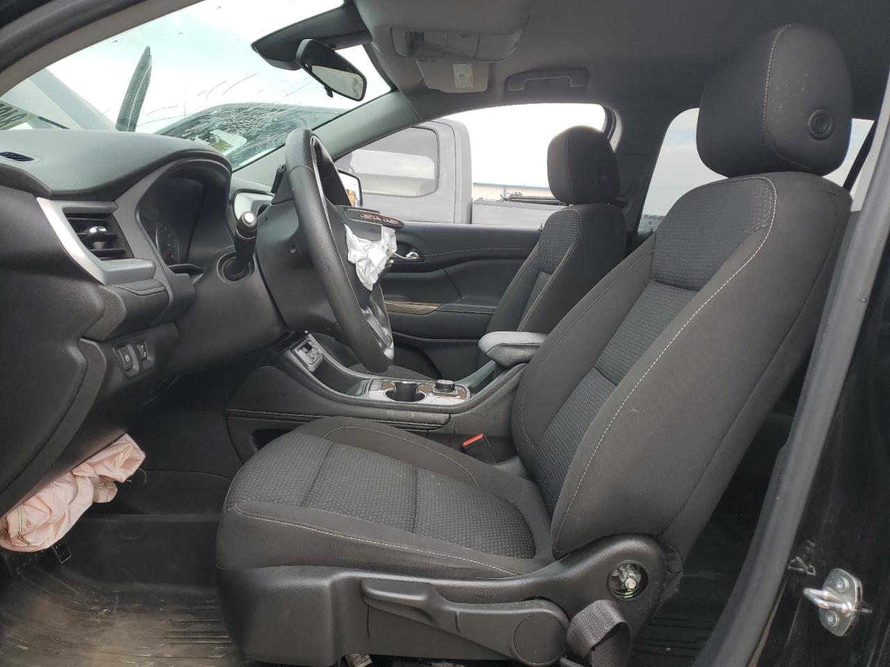 2021 GMC Acadia - Image 7
