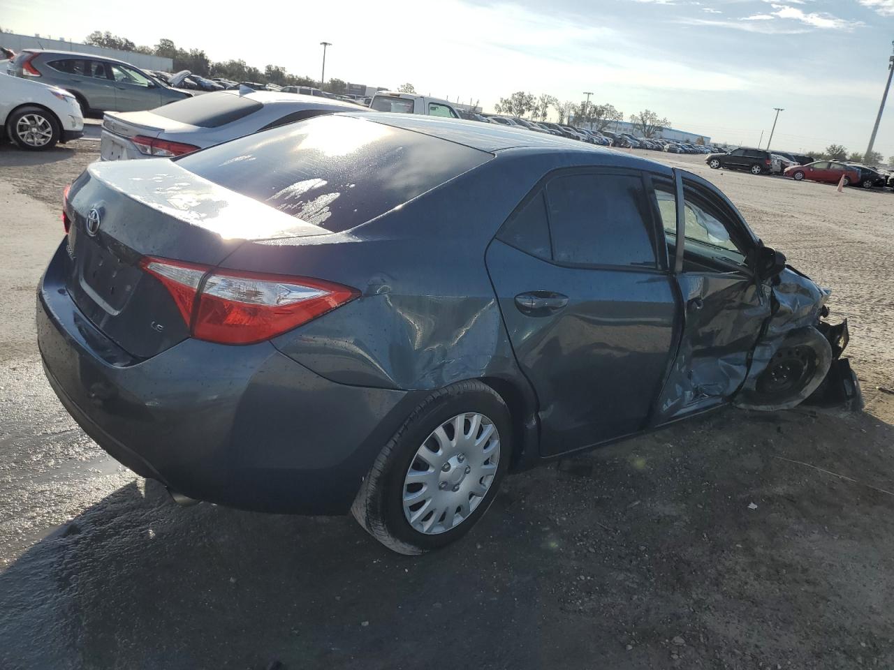 VIN 2T1BURHE0GC563597 2016 TOYOTA COROLLA no.3