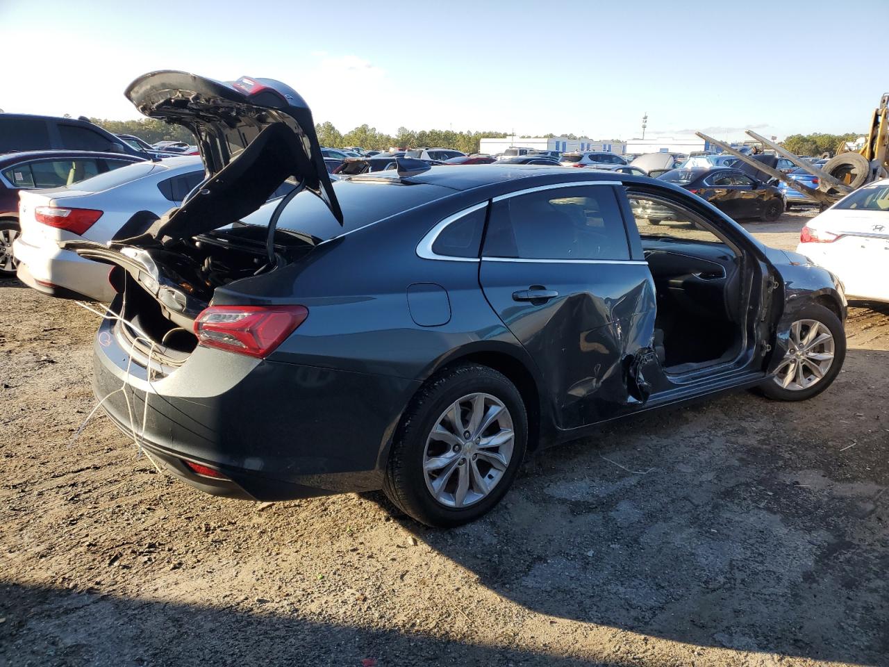2021 Chevrolet Malibu - Image 3