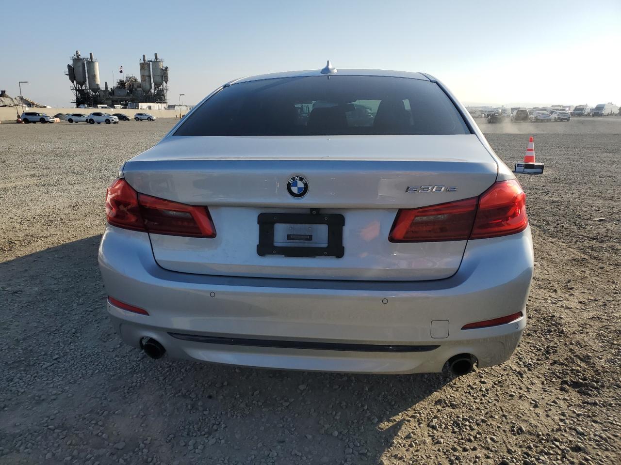 VIN WBAJA9C5XJB250698 2018 BMW 5 SERIES no.6