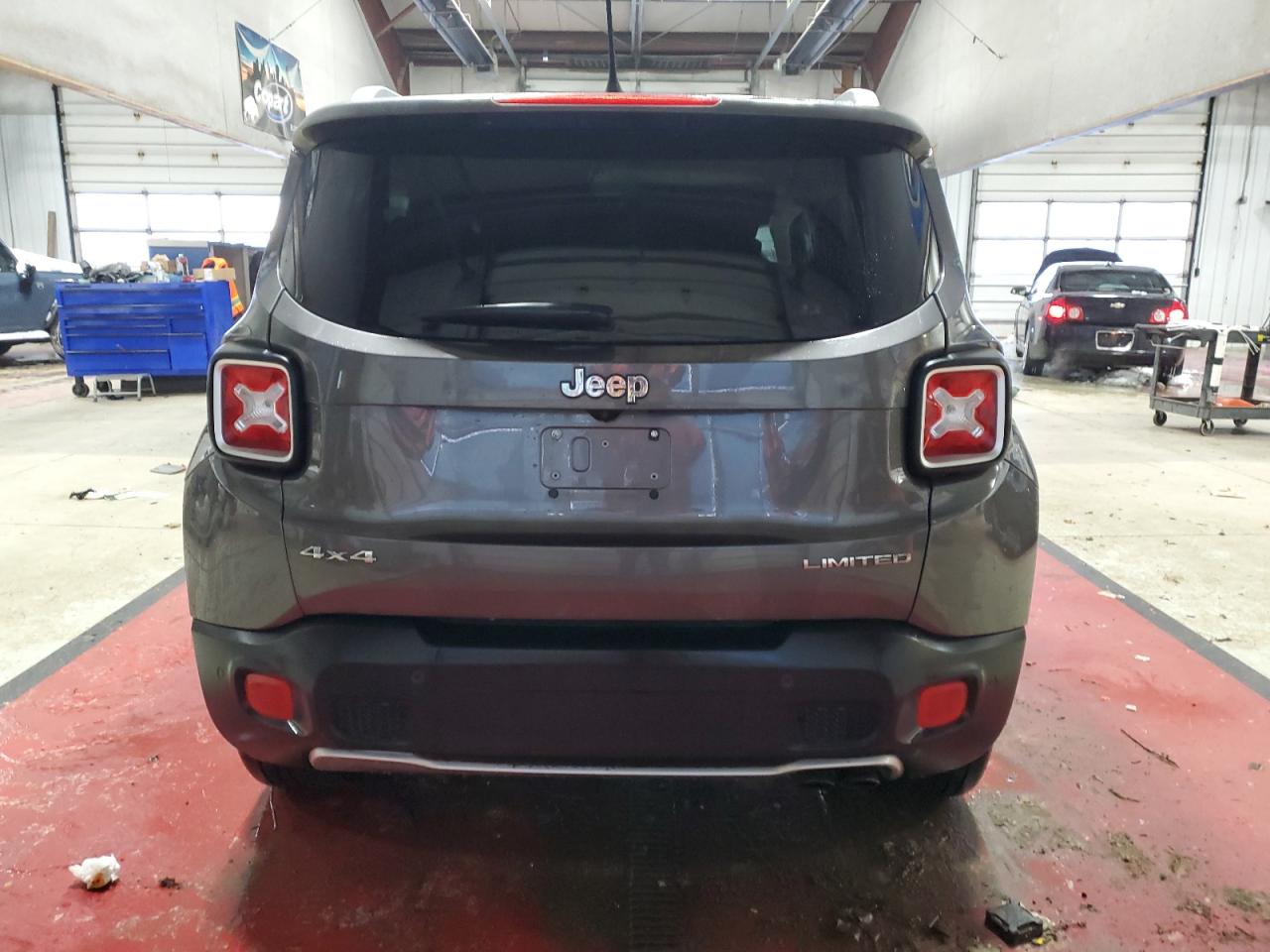2017 Jeep Renegade - Image 6