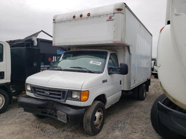 2007 Ford Econoline E450 Super Duty Cutaway Van