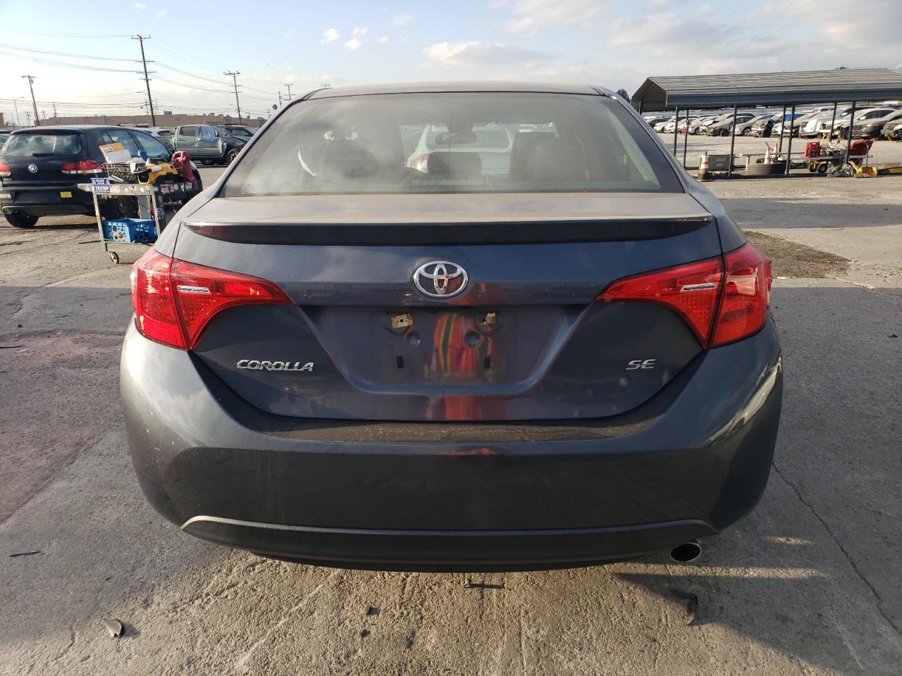 VIN 5YFBURHE6JP843239 2018 TOYOTA COROLLA no.6