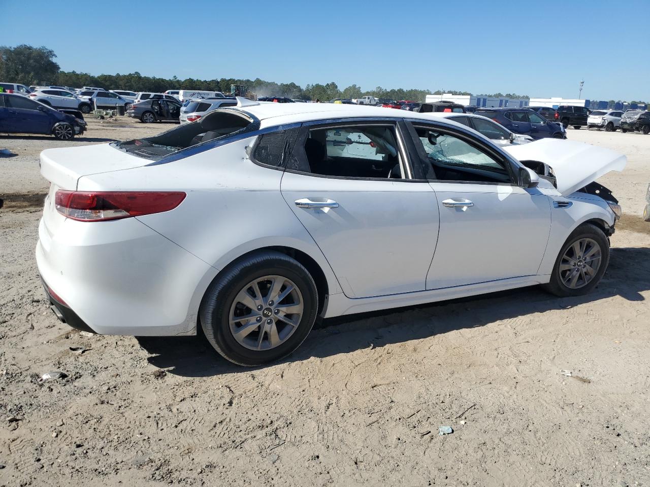 2018 Kia Optima - Image 3